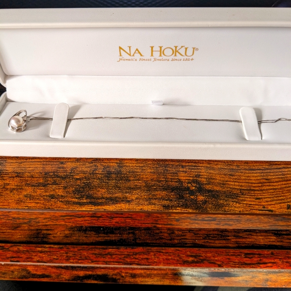 Na Hoku fresh pearl and 14k white gold necklace